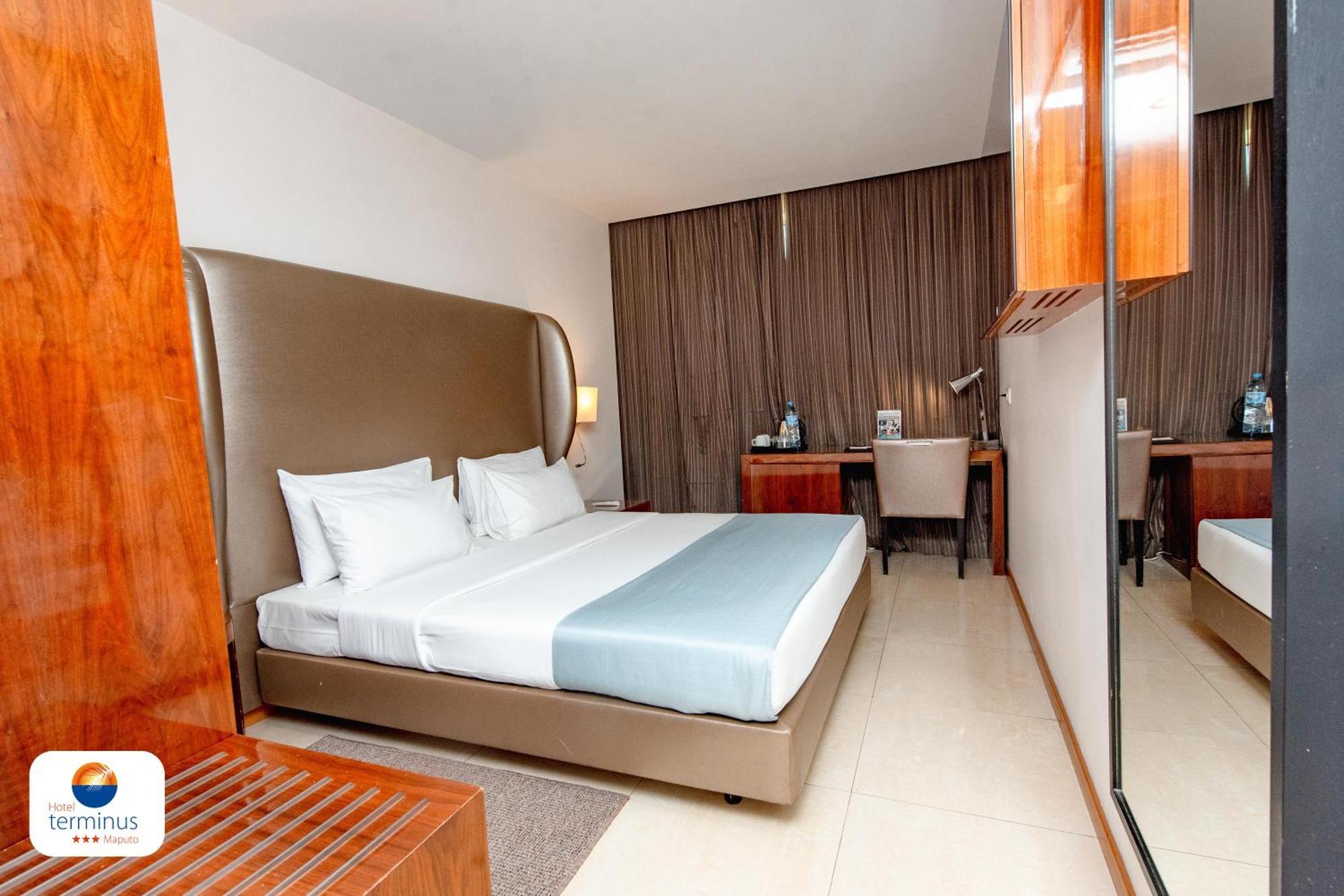 Hotel Terminus Мапуто Екстериор снимка